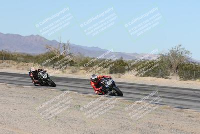 media/Dec-07-2025-CVMA (Sun) [[3e7d2de5dc]]/Race 4-Supersport Middleweight/